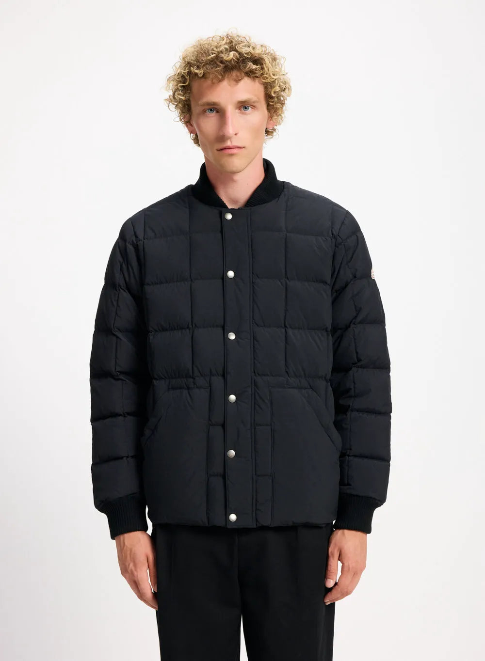 XS