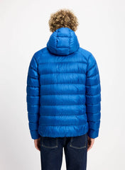 XS