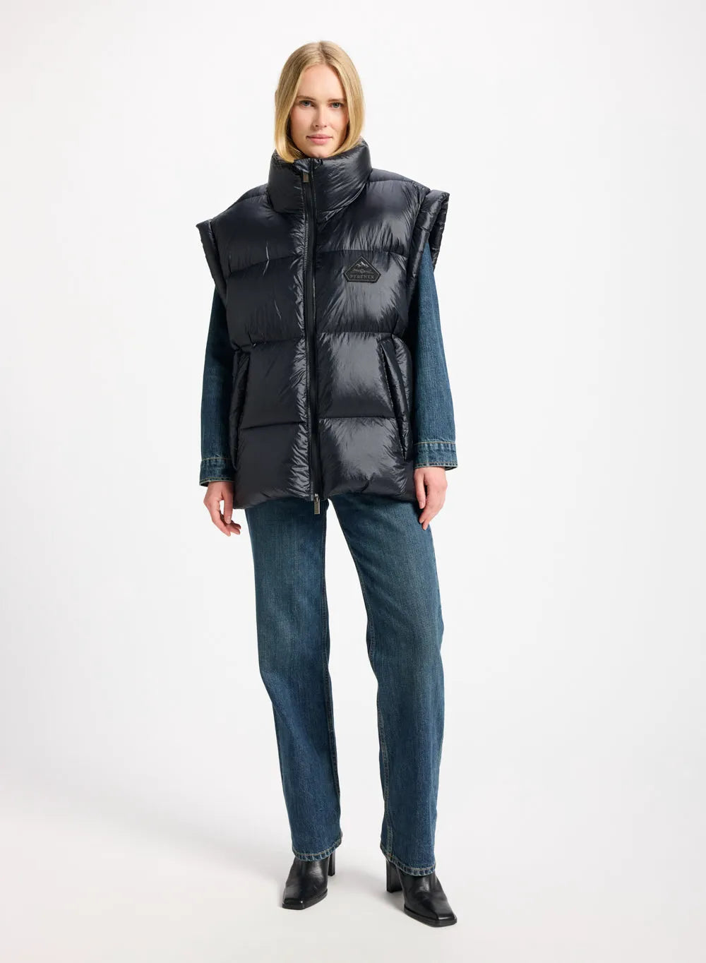 XS