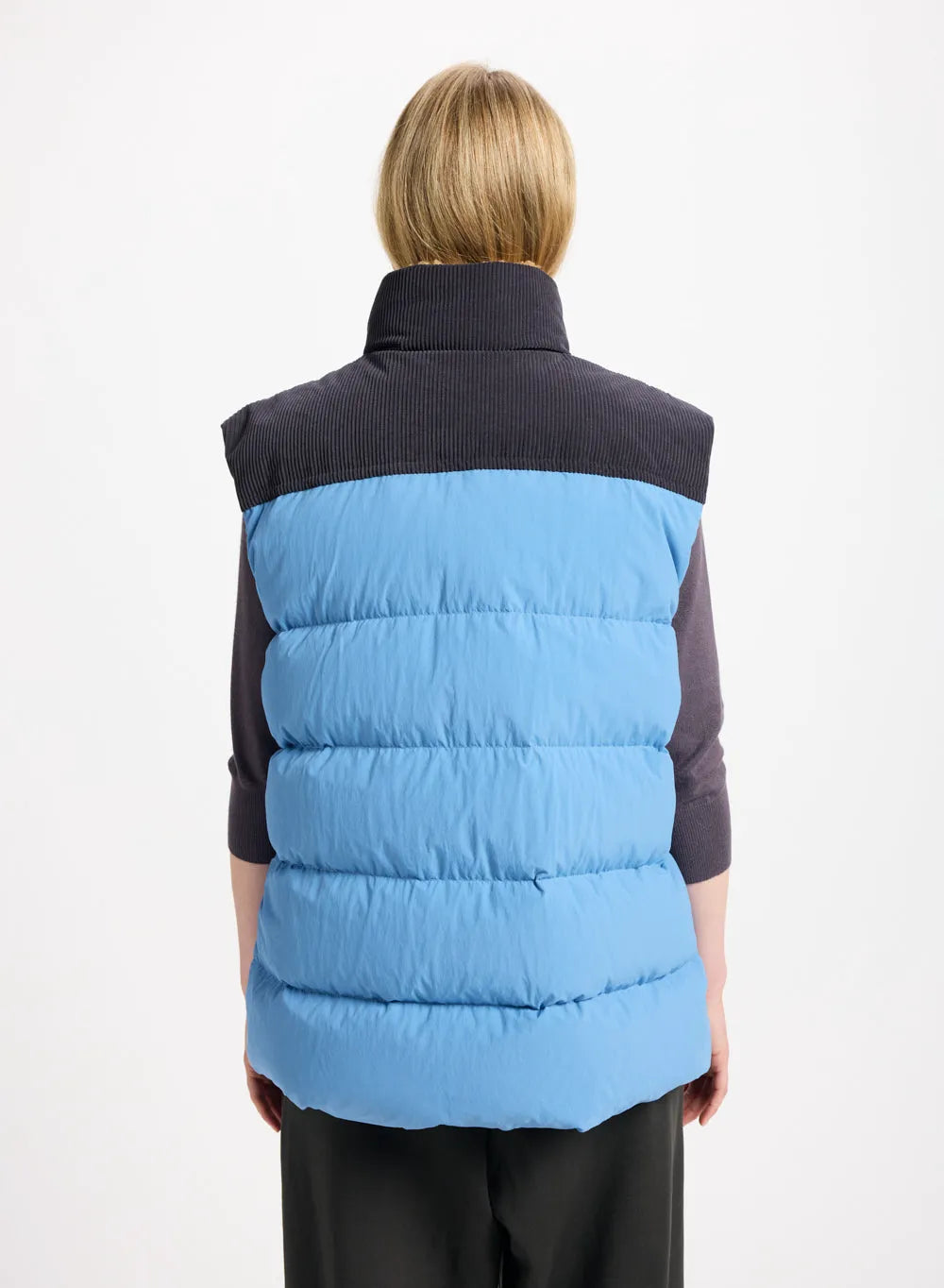 XS