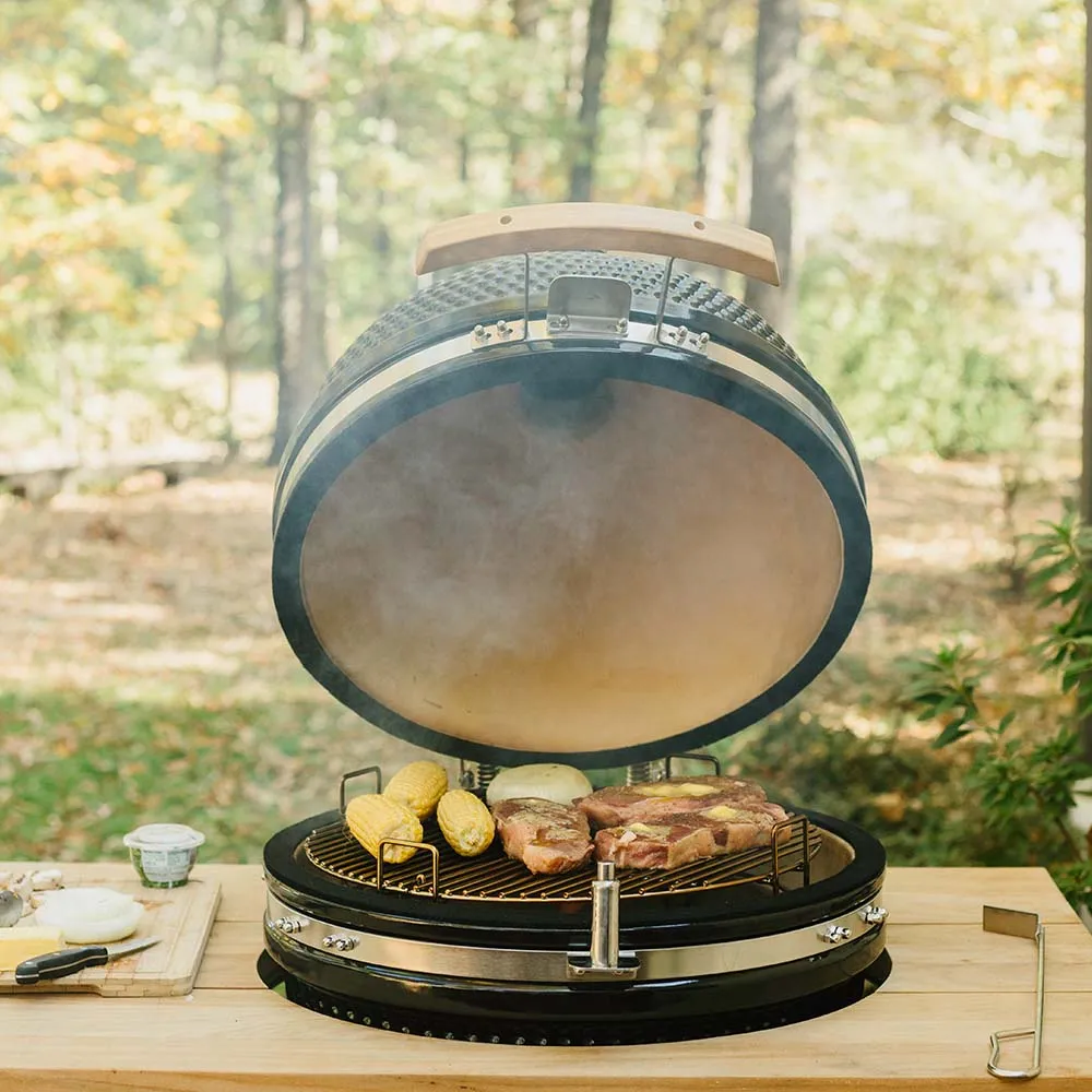 18" Kamado Grill with Grade A Teak Table